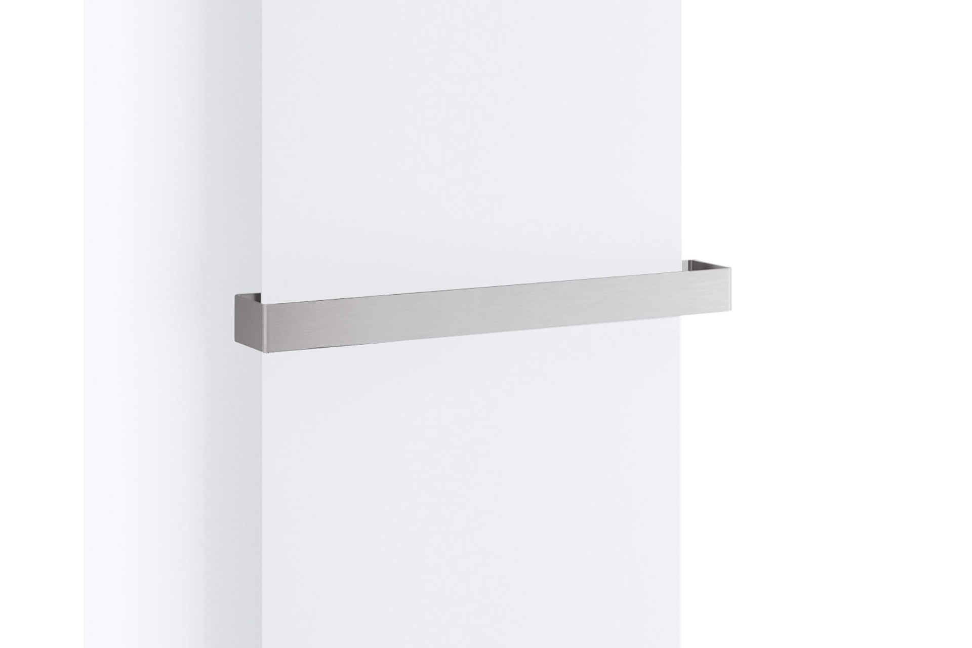 Towel bar for electric radiator